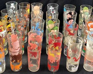 VTG. COLLECTIBLE CARTOON GLASSES, LOONEY TOONS
