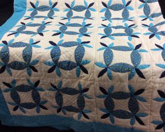 VINTAGE FREE BIRD QUILT