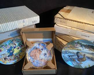 Collectible Plates Incl. Music PlateLot 1 