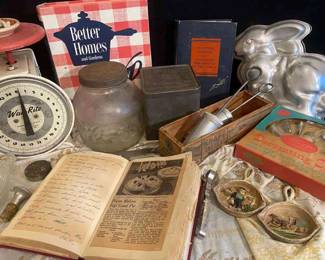 All Things Vintage Kitchen