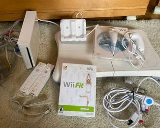 Ninetendo Wii And Balance Board