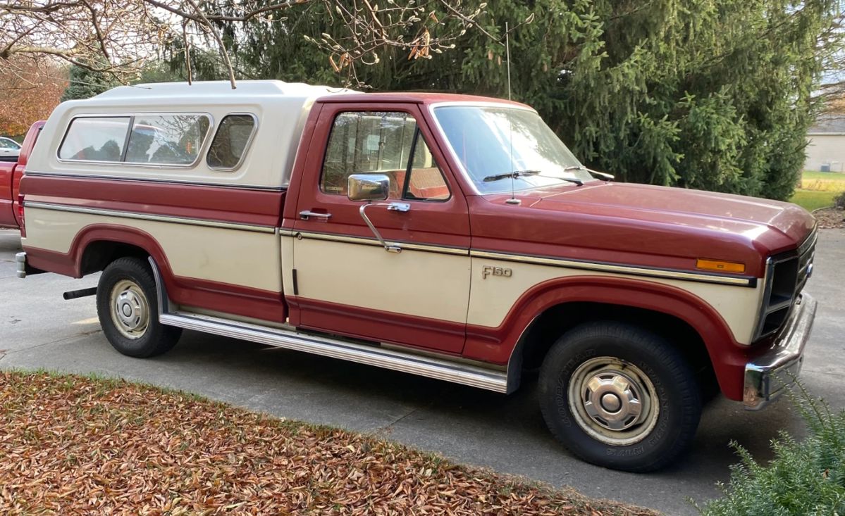 1985 Ford F150 6cyl 4 speed, PS, NO AC  68k Miles