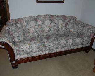 Lovely Couch Sofa Floral