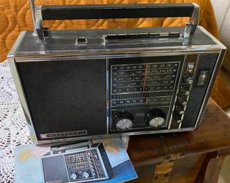 Vintage Short Wave Radio