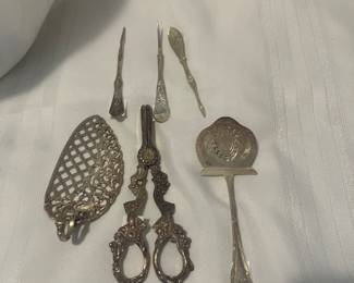 Silverplate Serving Utensils 