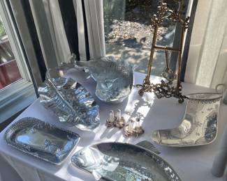 Beautiful serve ware 