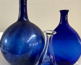 Handblown blue glass lot