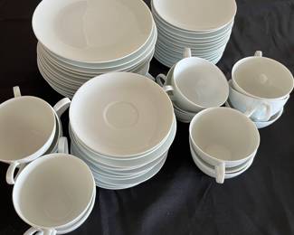 Classic white noritake china set
