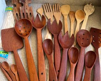 Wood utensils 