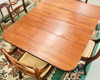 Mahogany Duncan Phyfe drop leaf Table & 4 chairs 
