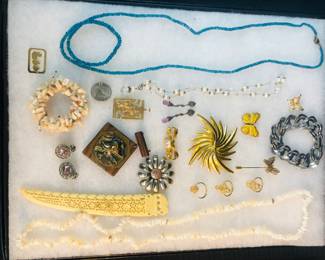 Vintage jewelry lot 