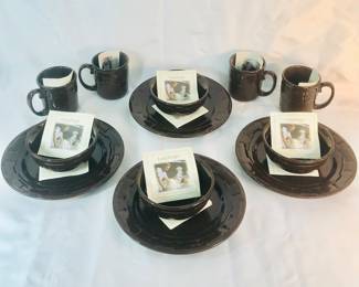 Brand new condition Set of 4 Longaberger pottery set 