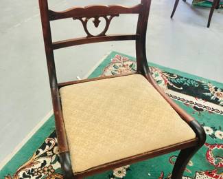 Mahogany Duncan Phyfe drop leaf Table & 4 chairs 