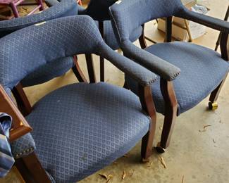 8 office chairs with wheels