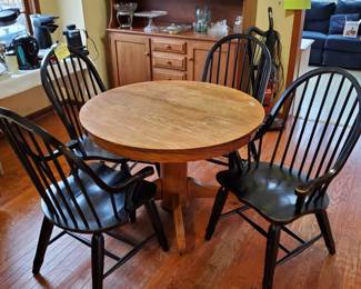 Oak Pedestal Table and 4 Solid Wood chairs