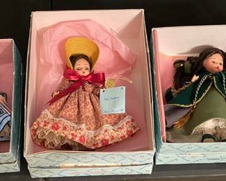 A NICE SELECTION OF OLD BUT NEW IN BOX MADAM ALEXANDER GONE WITH THE WIND DOLLS.