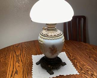 SWEET ANTIQUE HAND PAINTED LAMP.