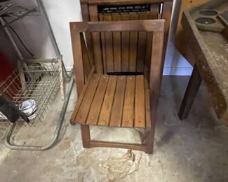set of folding chairs