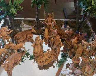 DEPOSE ITALY LARGE FONTANINI NATIVITY SET, 21 piece