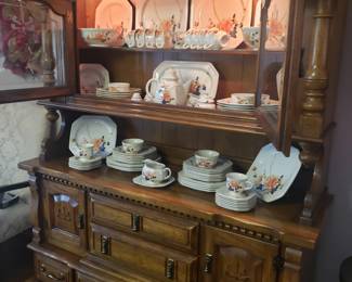 MIKASA CONTINENTAL IVORY "MAJESTIC"  12 place settings w all the extra pieces 