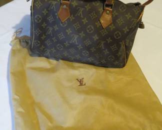 Louis Vuitton Monogram Canvas Speedy 30