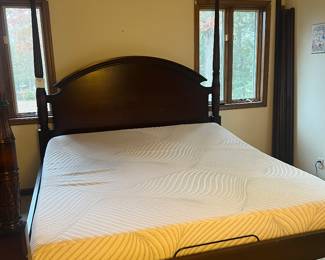 King 4 Poster Adjustable Bed