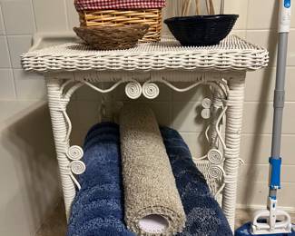 Wicker Table - We Have 2