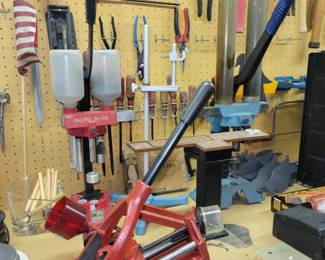 Ammo reloading presses