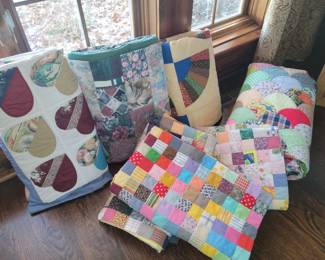 Quilt collection - hand quilted