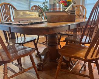 Pedestal table & chairs