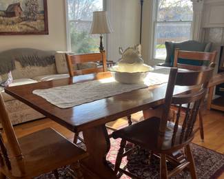 Farmhouse table & chairs