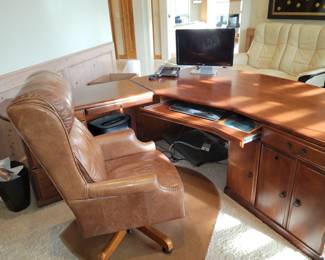 Office desk & leather chair