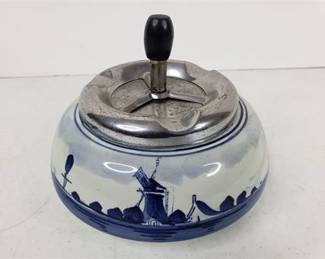 Lot 325   6 Bid(s)
Delft Blue Handmade Spinning Plunger Ashtray
