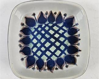Lot 422   2 Bid(s)
Royal Copenhagen Marianne Johnson Fajance Trinket Dish MCM Numbered