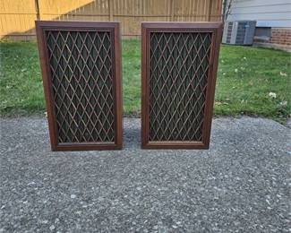Lot 387   2 Bid(s)
Pair of Pioneer CS-88A Speakers