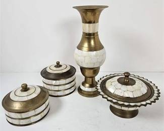 Lot 057   11 Bid(s)
Inlay (Mother of Pearl?) & Brass Dresser Set