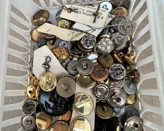 All Buttons in Tray $10.00