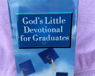 God's Little Devotional For Graduates $3.00
