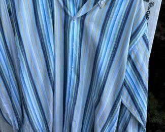 Bachrach Size Large $8.00