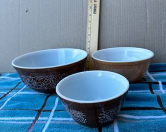 Pyrex Woodland Mixing Bowl Set $44.00