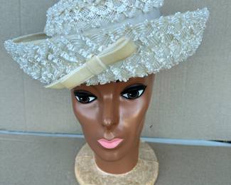 White Hat with Bow $6.00