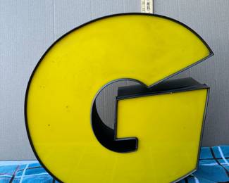 Letter G Sign 21 inches Tall $32.00