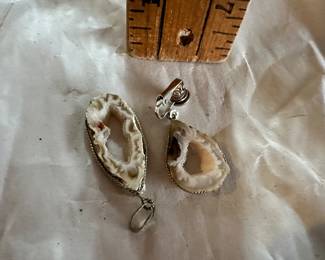 Geode Pendant and one Earring $4.00
