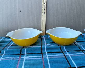 2 Yellow Pyrex Mixing Bowls $36.00 for both 