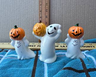3 Ceramic Ghosts $6.00