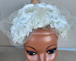 White Flower Hat $5.00