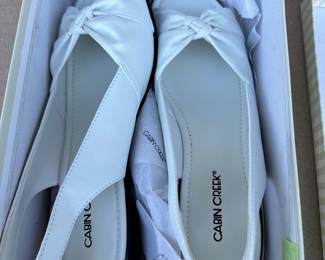 Cabin Creek New 8.5 M Shoes $8.00