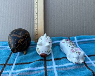 3 Pig Set $9.00