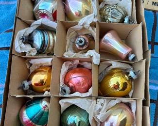 12 Awesome Vintage Ornaments $18.00
