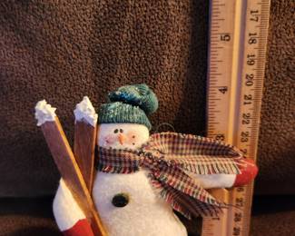 4 Inch Skiing Snowman $4.00